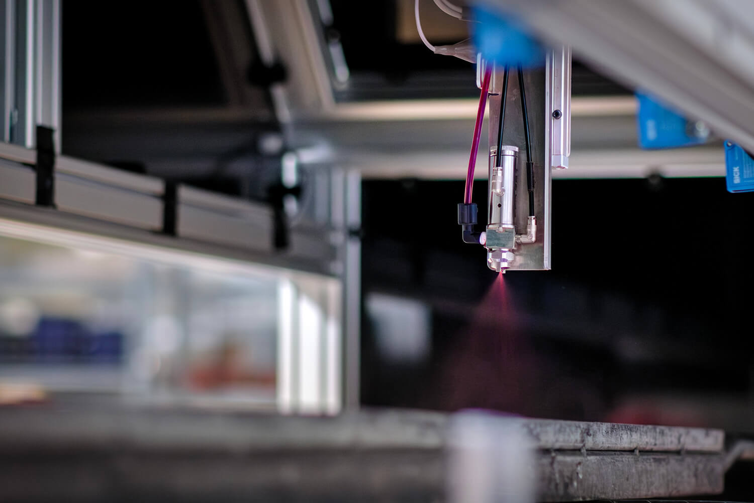 Holonite automatic waxing station